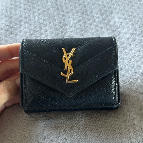 Authentic- YSL Cassandra Ultra Compact- Wallet -Tri fold - Picture 1 of 14